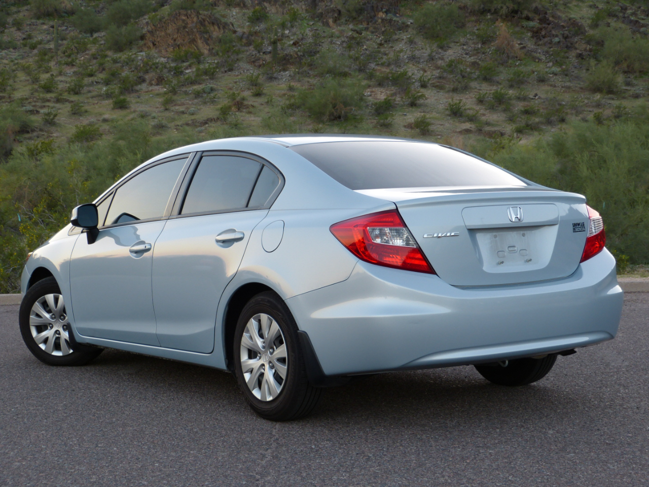 Honda Civic LX Sedan 5-Speed AT 2012 Honda Civic LX Sedan 5-Speed AT 2012