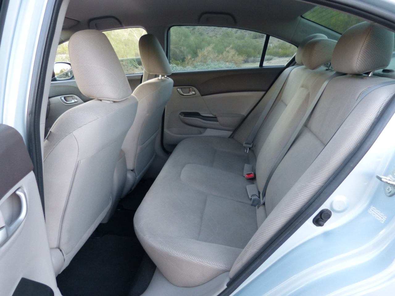 Honda Civic LX Sedan 5-Speed AT 2012 Honda Civic LX Sedan 5-Speed AT 2012