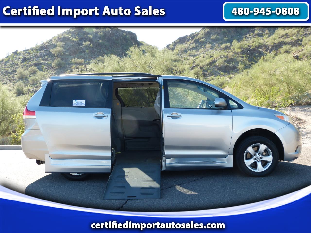 2013 Toyota Sienna Wheelchair Handicap