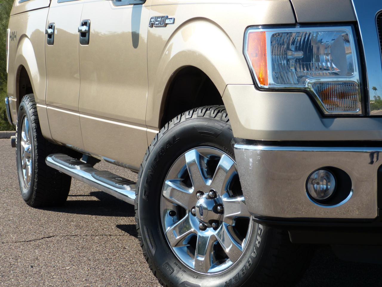 2013 Ford F-150 XLT photo 3