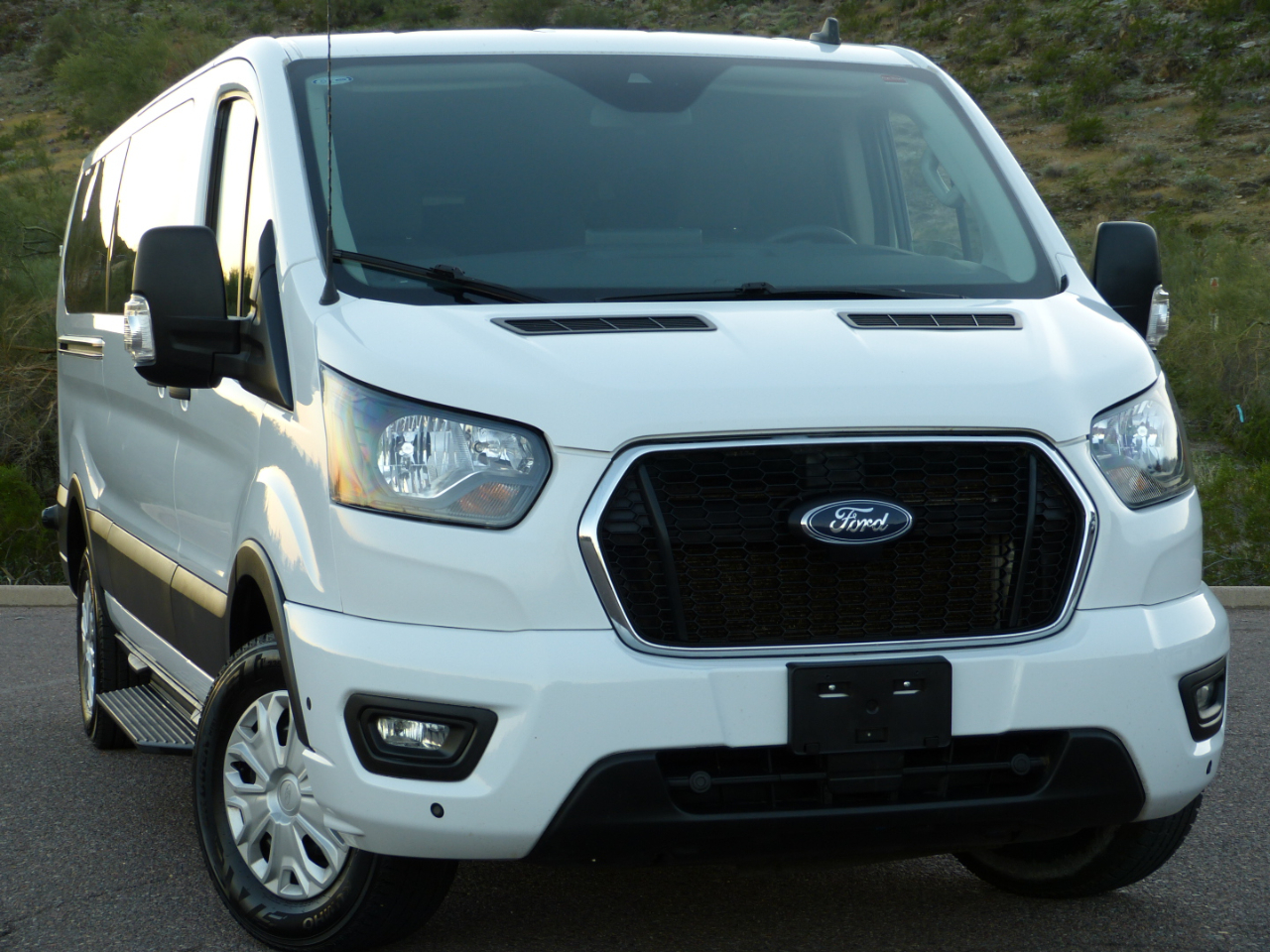 Ford Transit 350 Wagon Low Roof XL w/Sliding Pass. 148-in. WB 2024