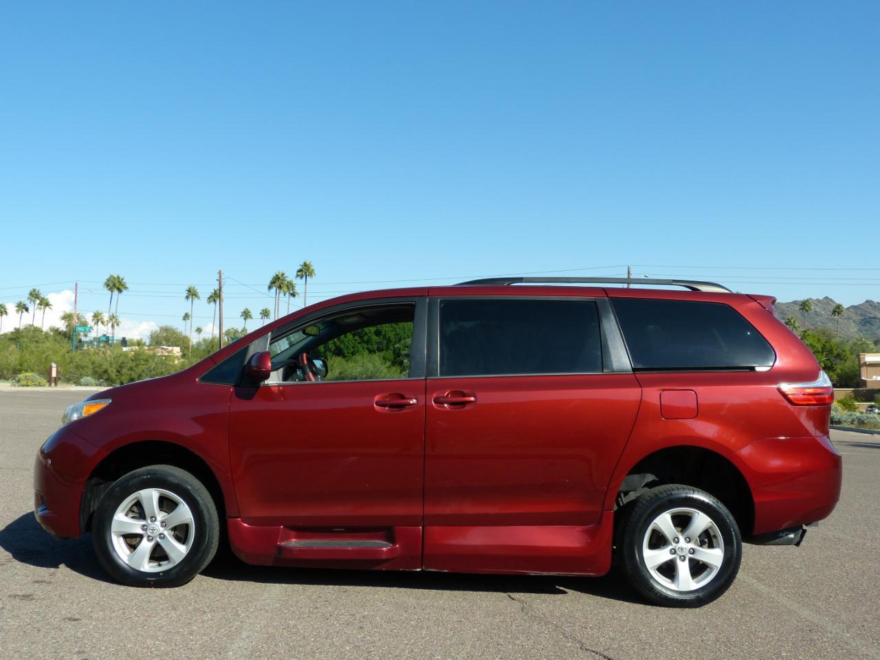 Toyota Sienna  2015