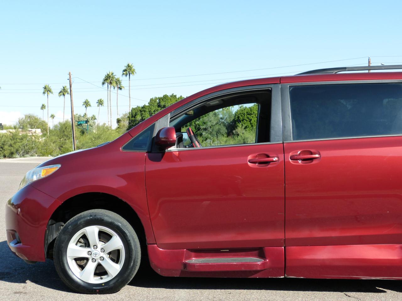 Toyota Sienna  2015