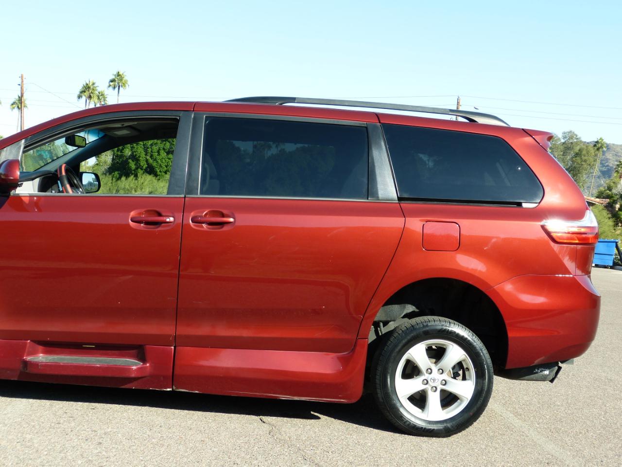 Toyota Sienna  2015
