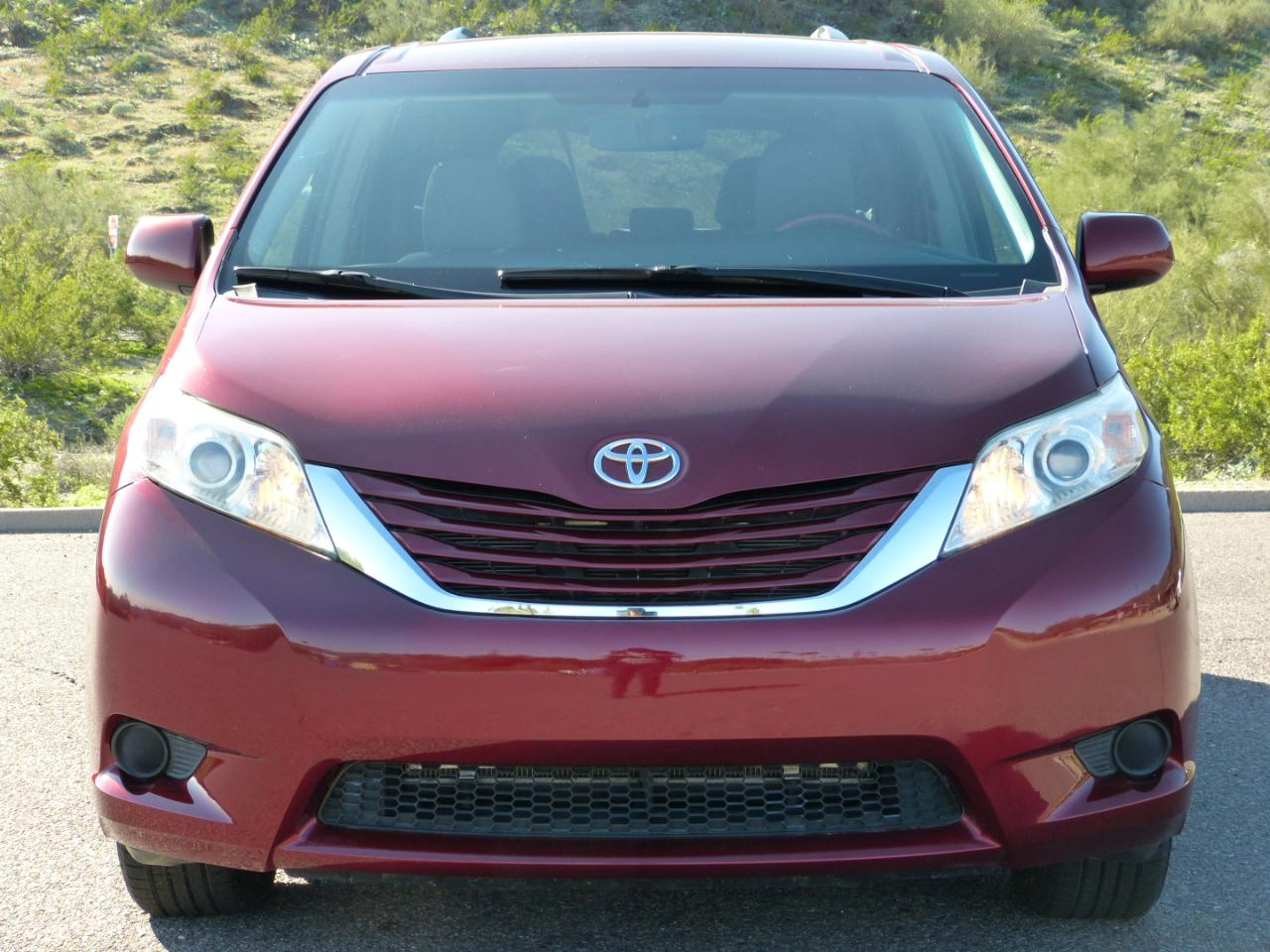Toyota Sienna  2015