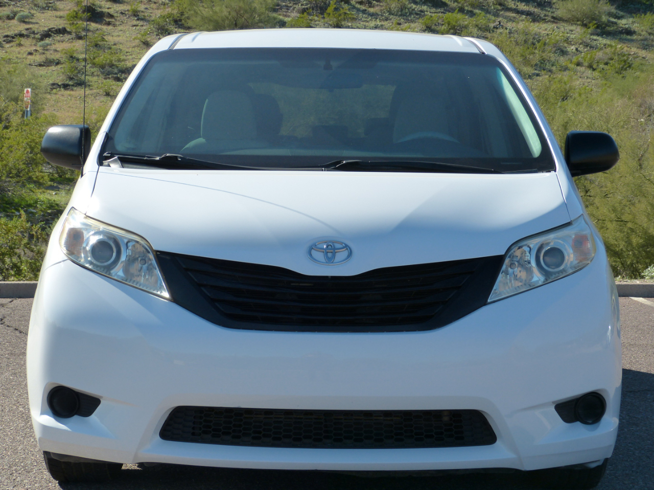 Toyota Sienna FWD 7-Passenger V6 2013