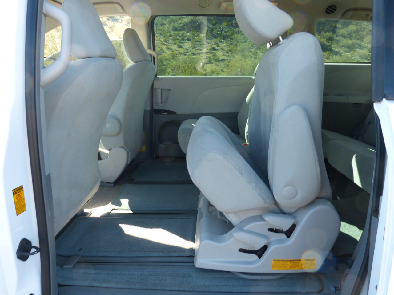 Toyota Sienna FWD 7-Passenger V6 2013