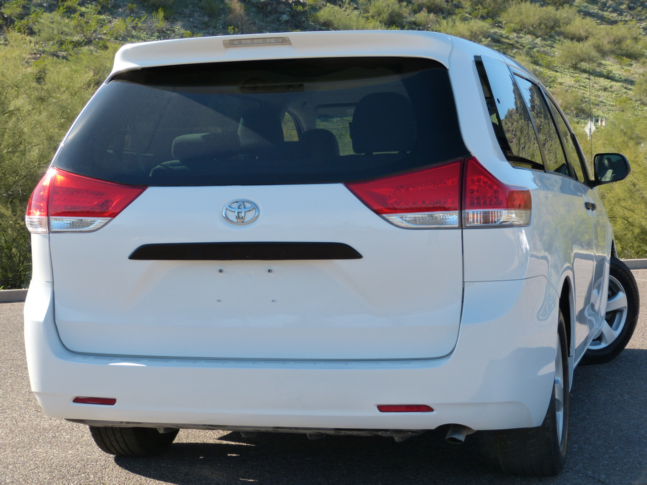 Toyota Sienna FWD 7-Passenger V6 2013