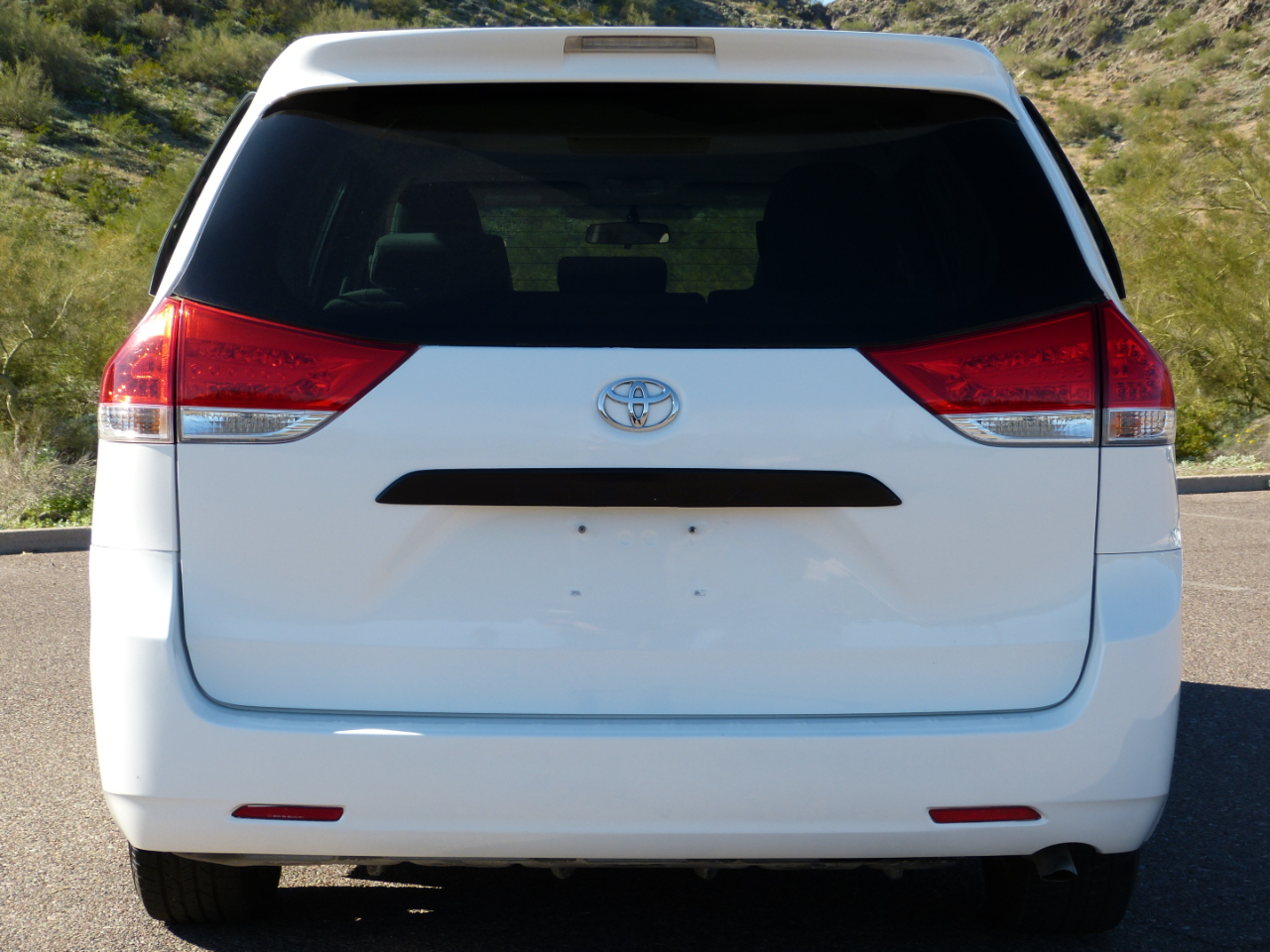 Toyota Sienna FWD 7-Passenger V6 2013