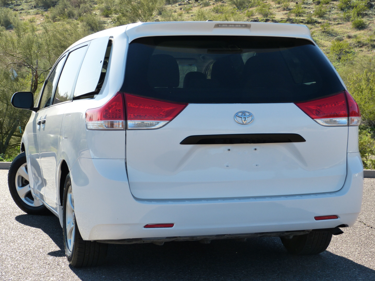 Toyota Sienna FWD 7-Passenger V6 2013