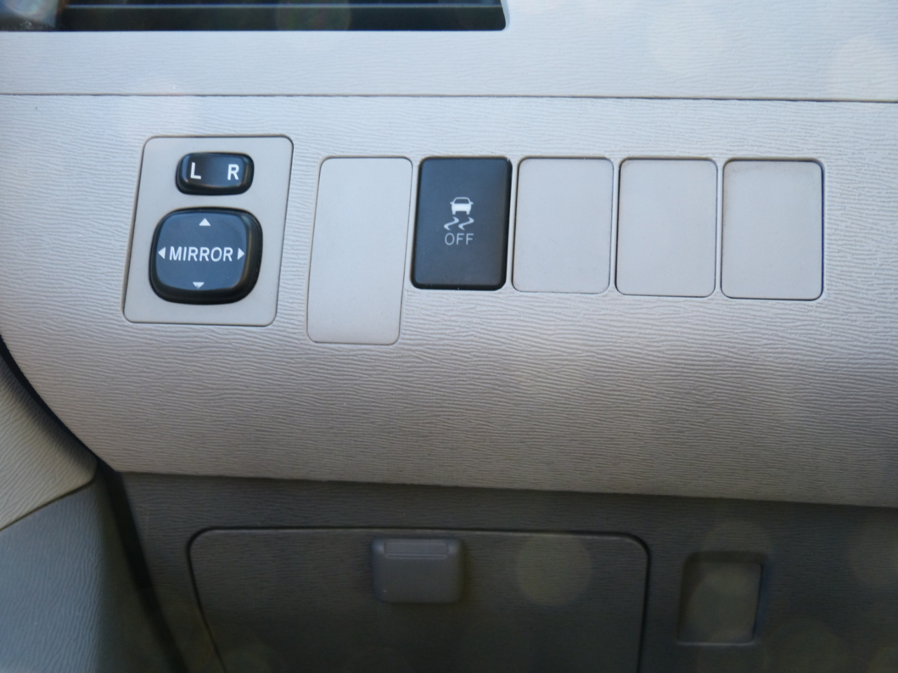 Toyota Sienna FWD 7-Passenger V6 2013