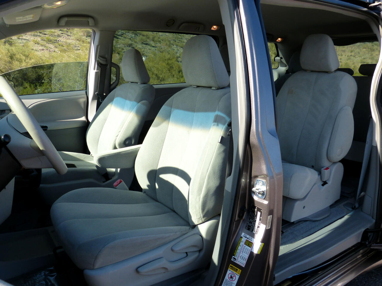 Toyota Sienna FWD 7-Passenger V6 2014