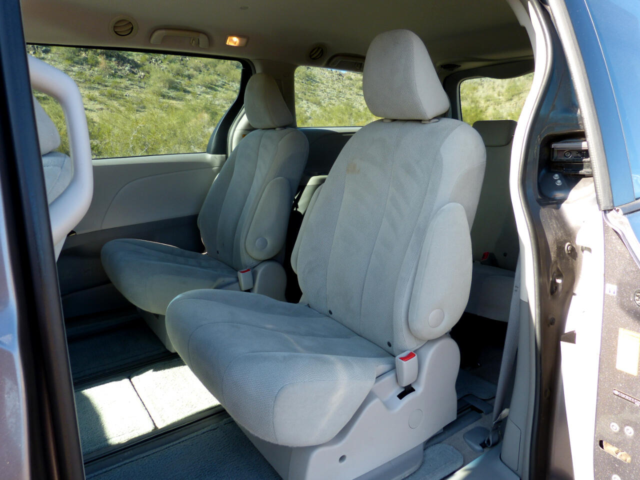 Toyota Sienna FWD 7-Passenger V6 2014