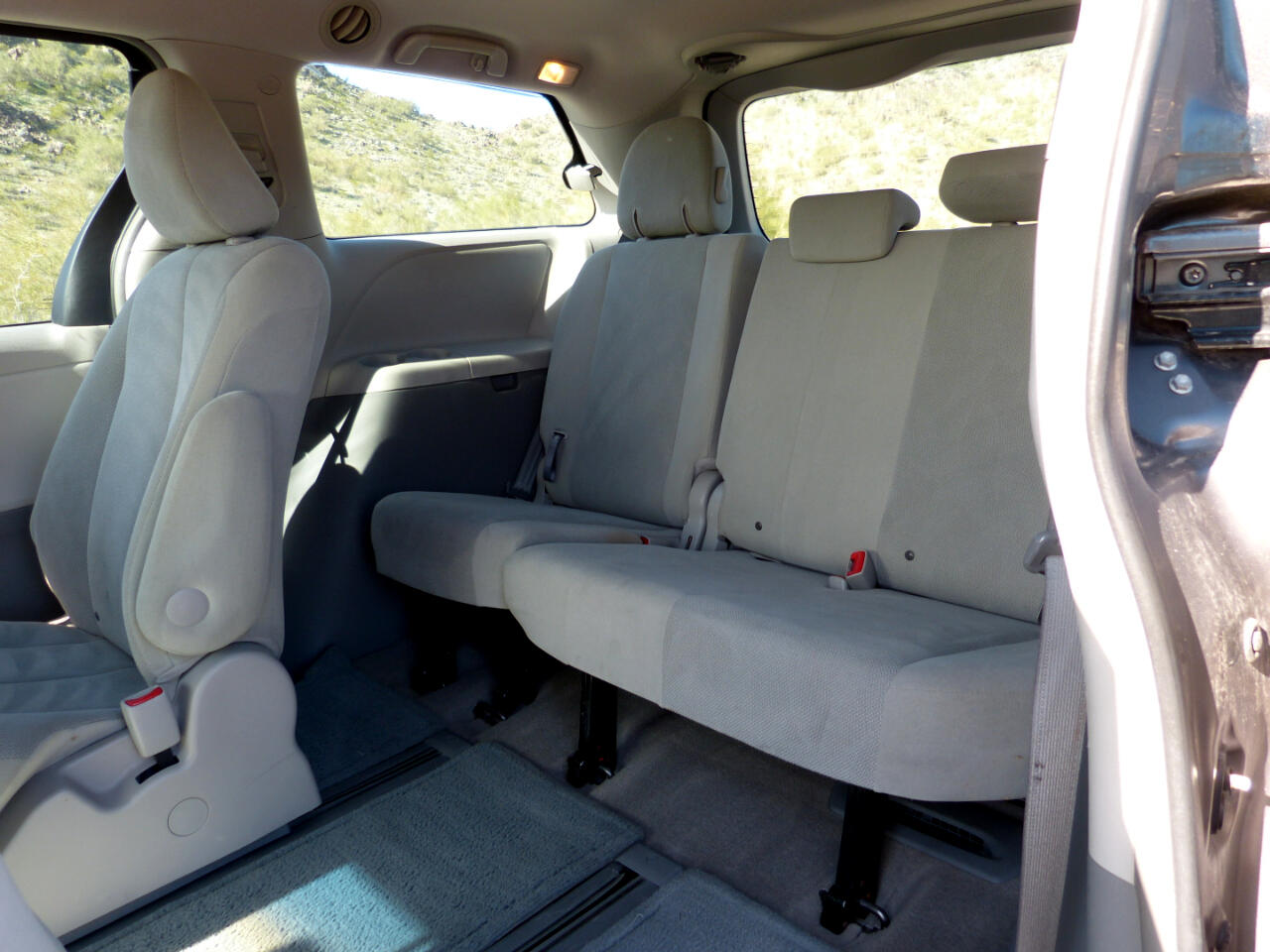 Toyota Sienna FWD 7-Passenger V6 2014