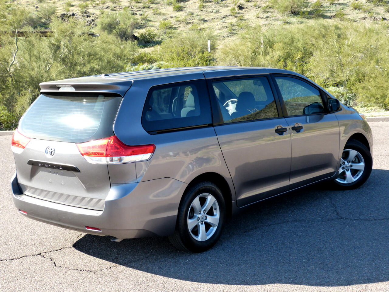 Toyota Sienna FWD 7-Passenger V6 2014