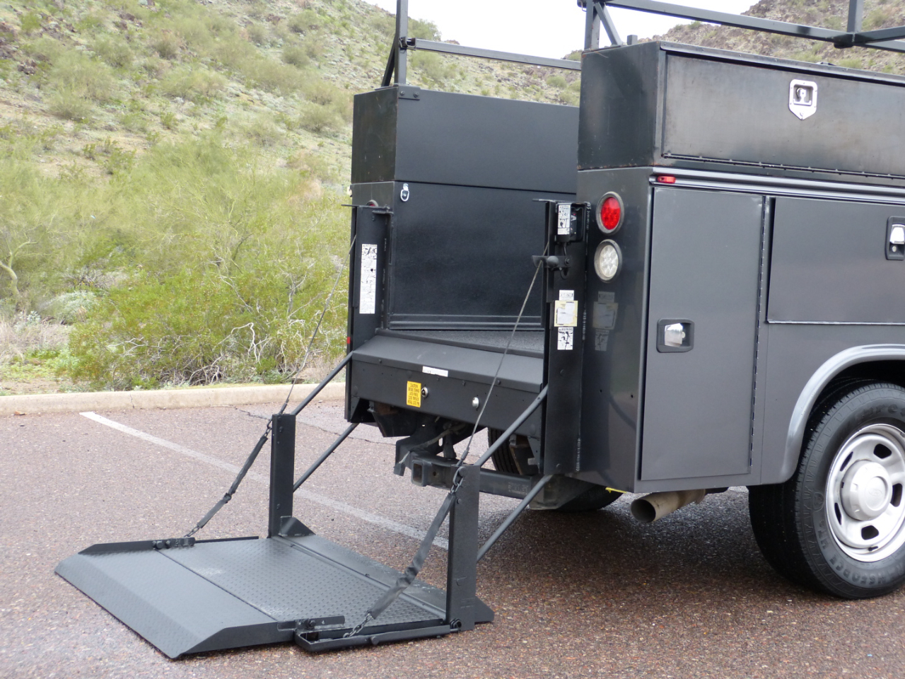 Ford 1 Ton Trucks  2016