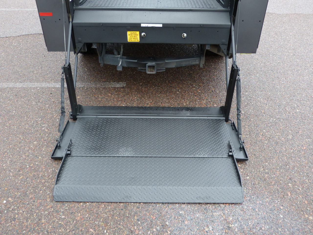 Ford 1 Ton Trucks  2016