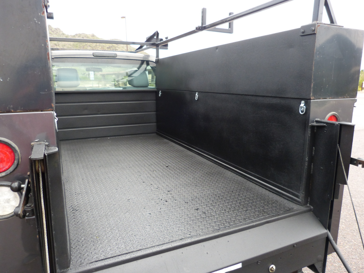 Ford 1 Ton Trucks  2016