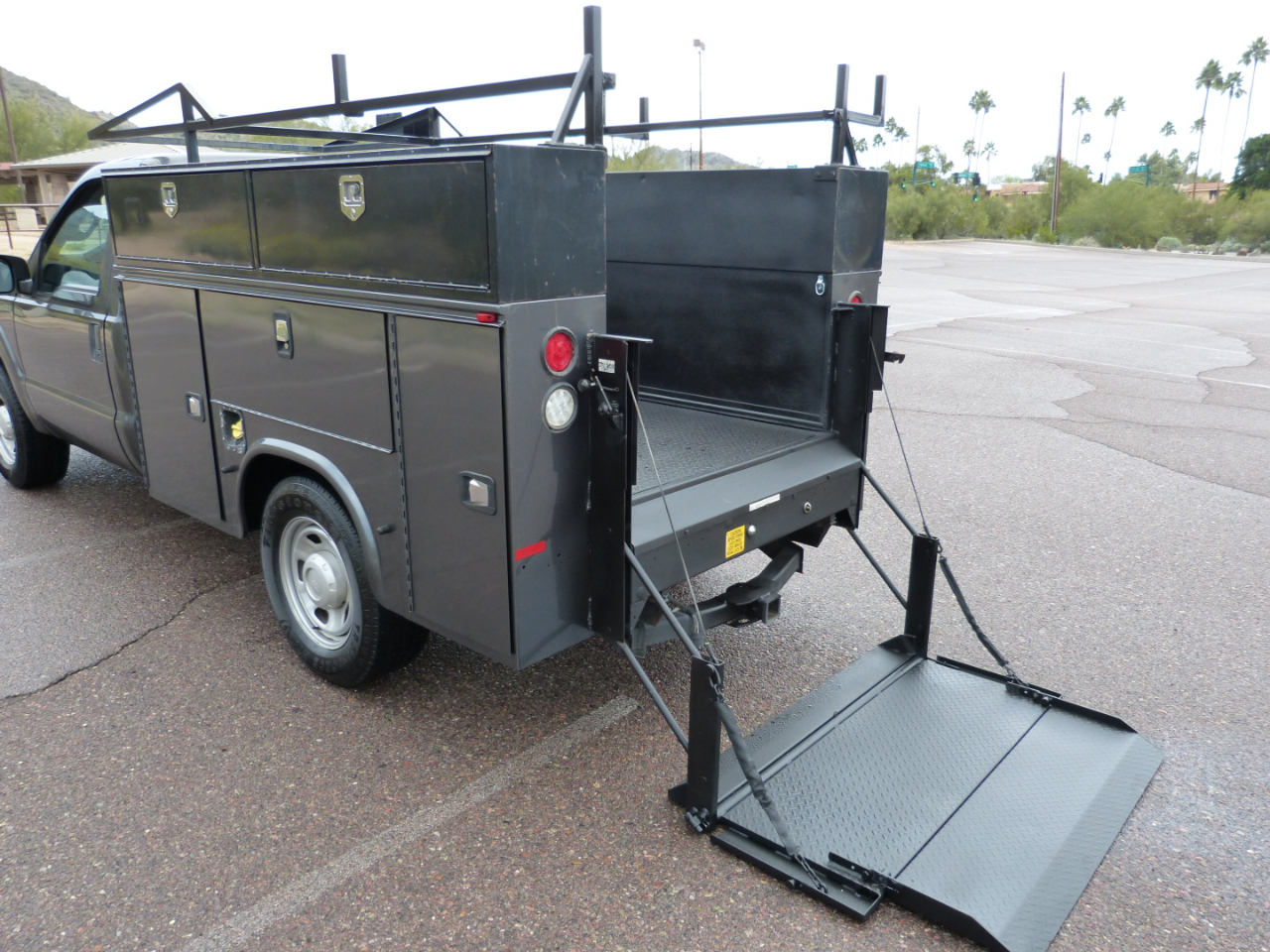 Ford 1 Ton Trucks  2016