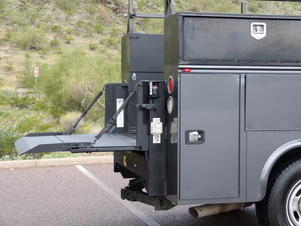 Ford 1 Ton Trucks  2016