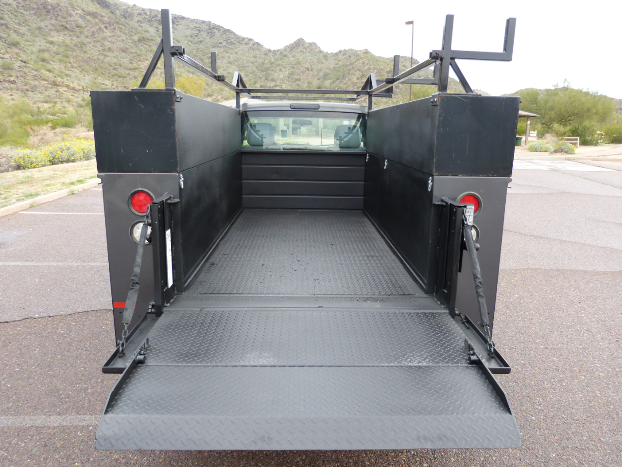 Ford 1 Ton Trucks  2016