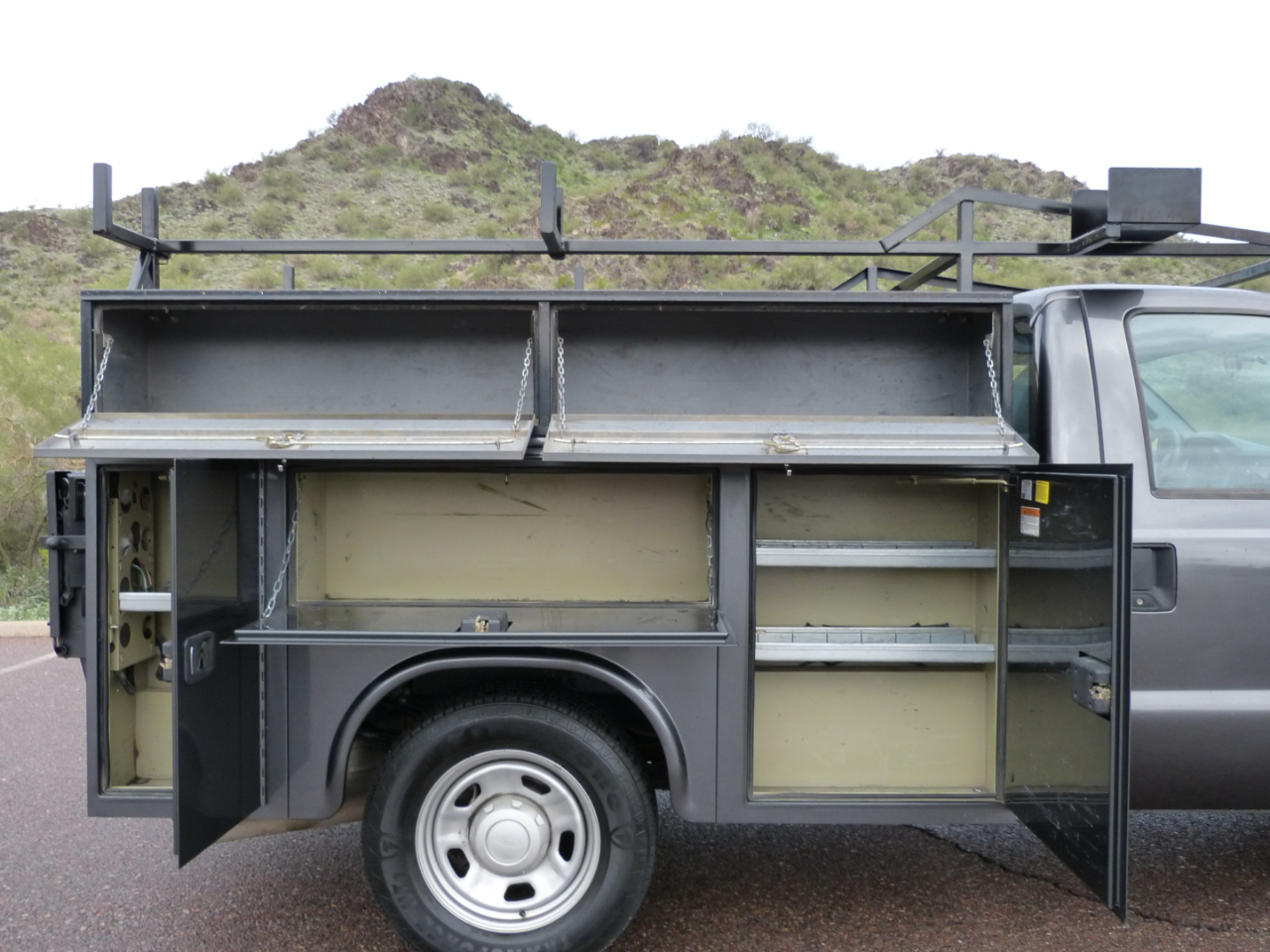 Ford 1 Ton Trucks  2016