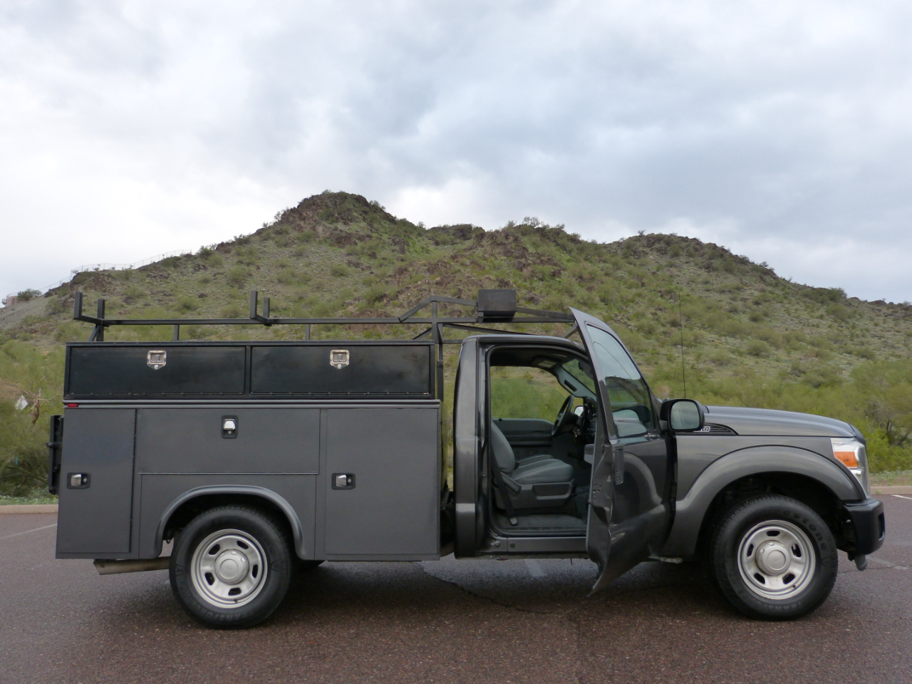 Ford 1 Ton Trucks  2016