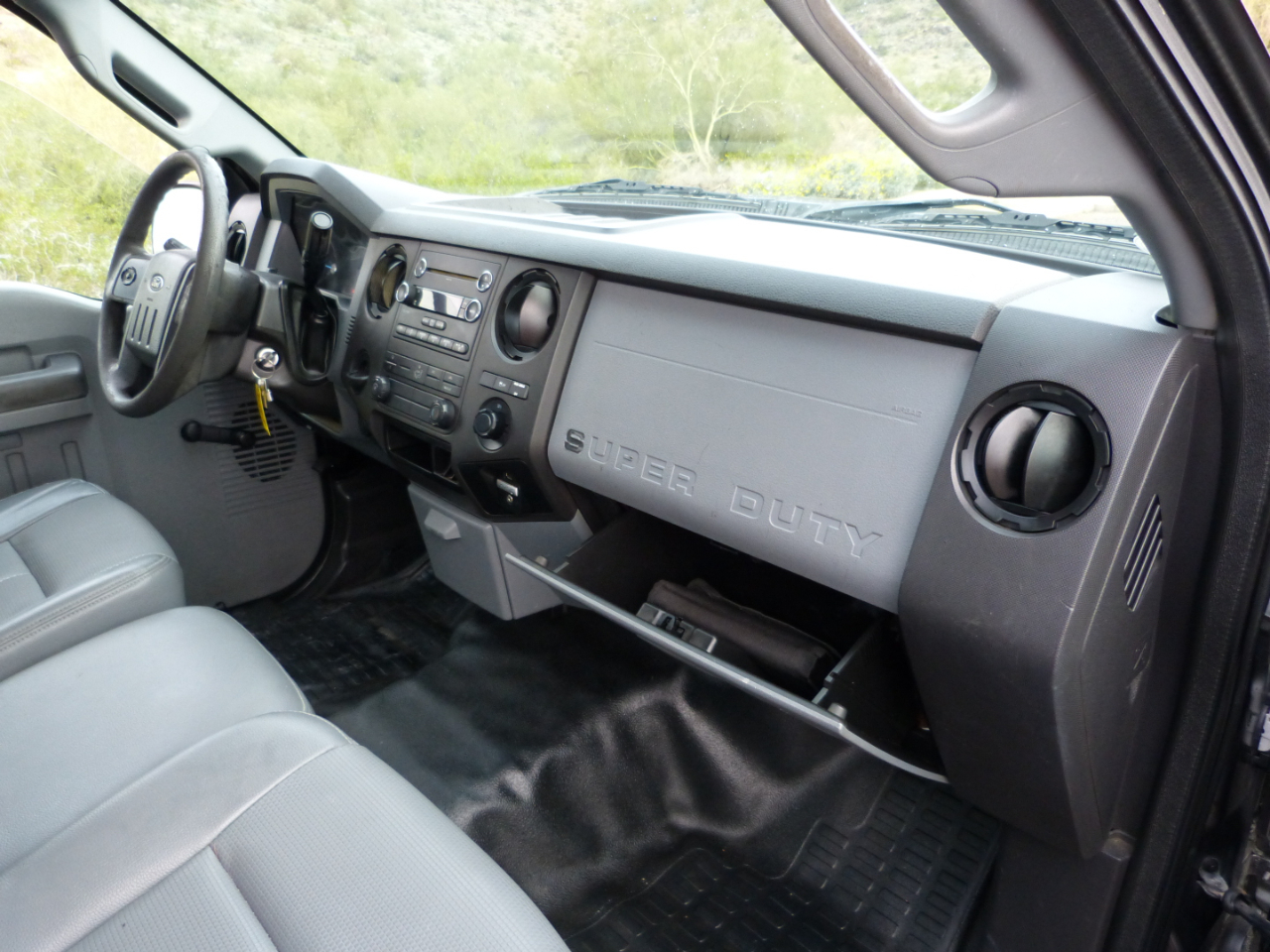 Ford 1 Ton Trucks  2016