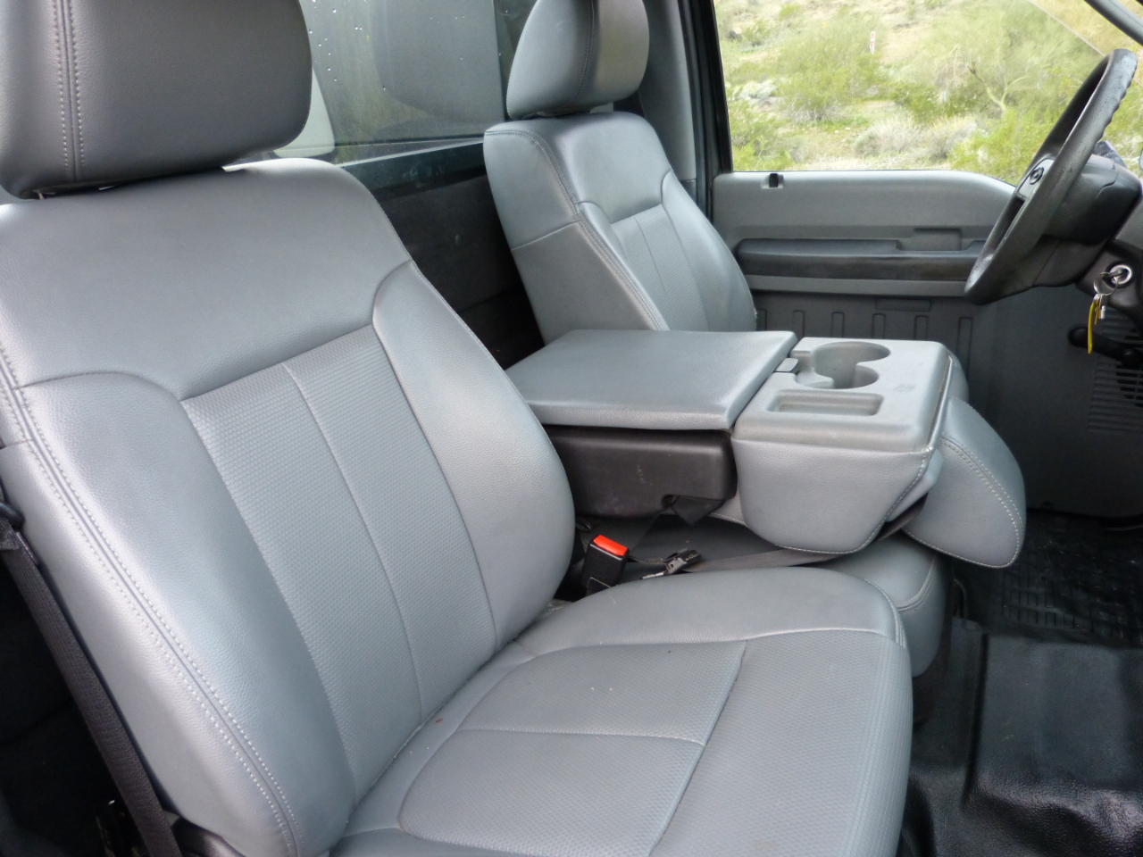 Ford 1 Ton Trucks  2016