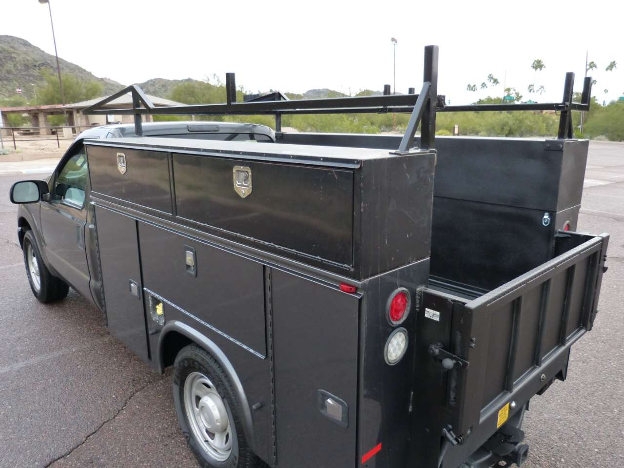 Ford 1 Ton Trucks  2016