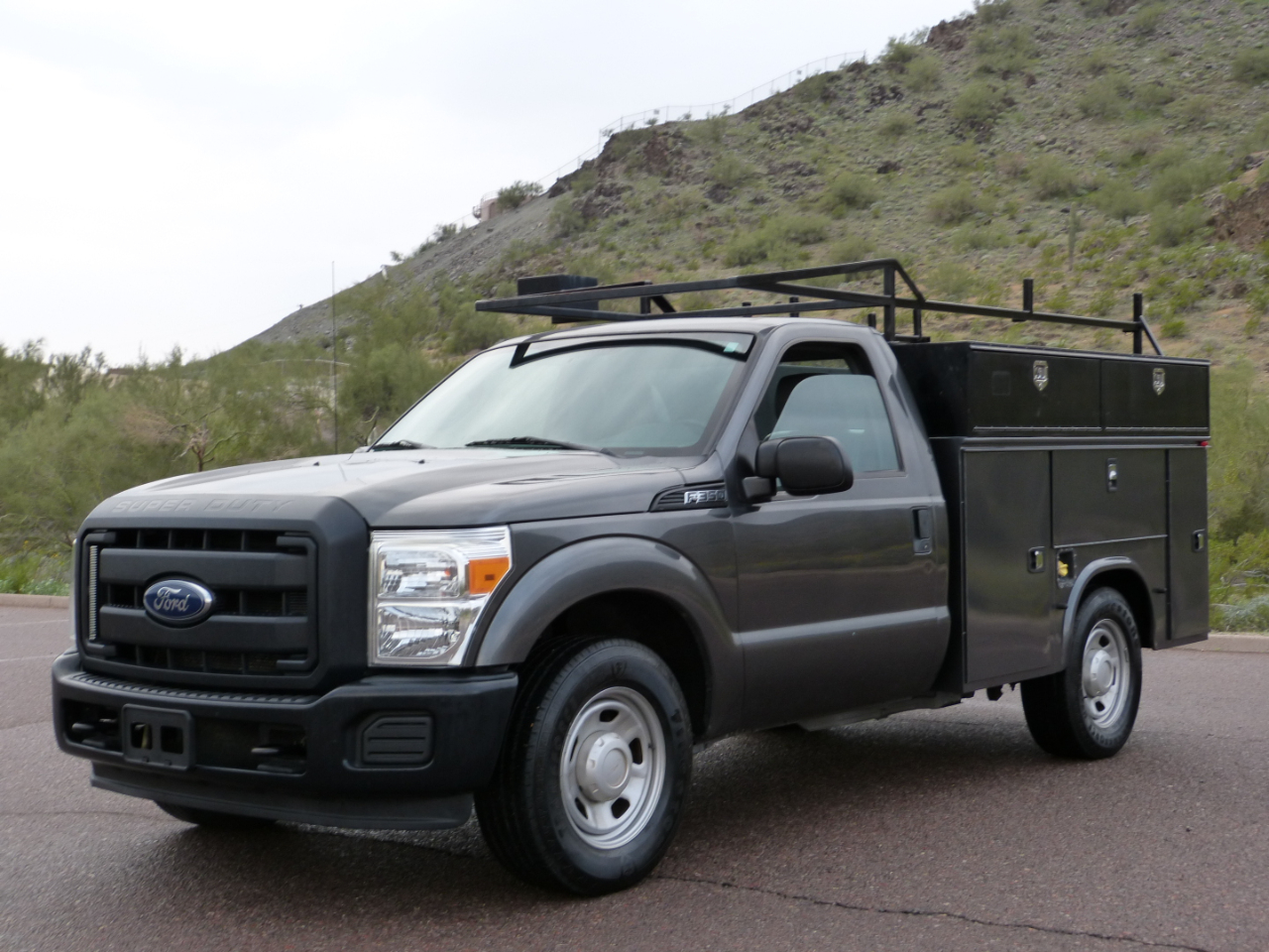 Ford 1 Ton Trucks  2016