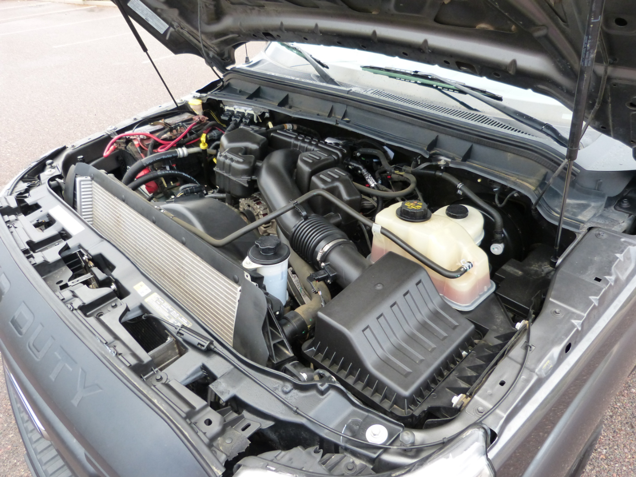 Ford 1 Ton Trucks  2016