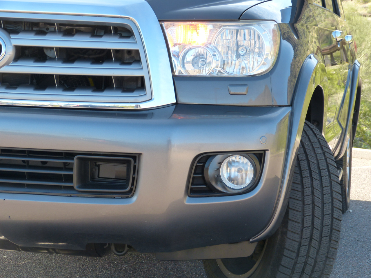 Toyota Sequoia Plantium 2WD 2012