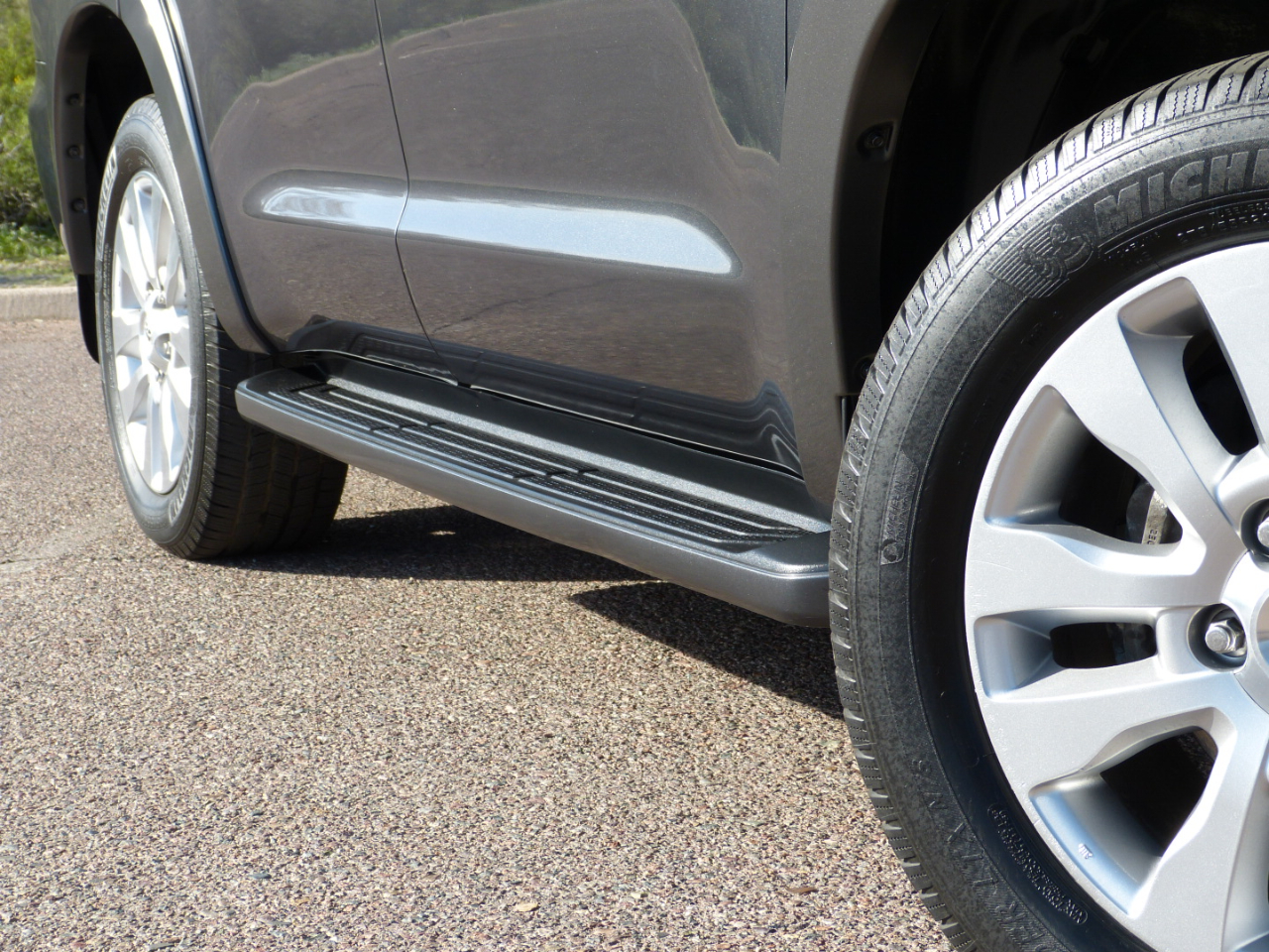 Toyota Sequoia Plantium 2WD 2012