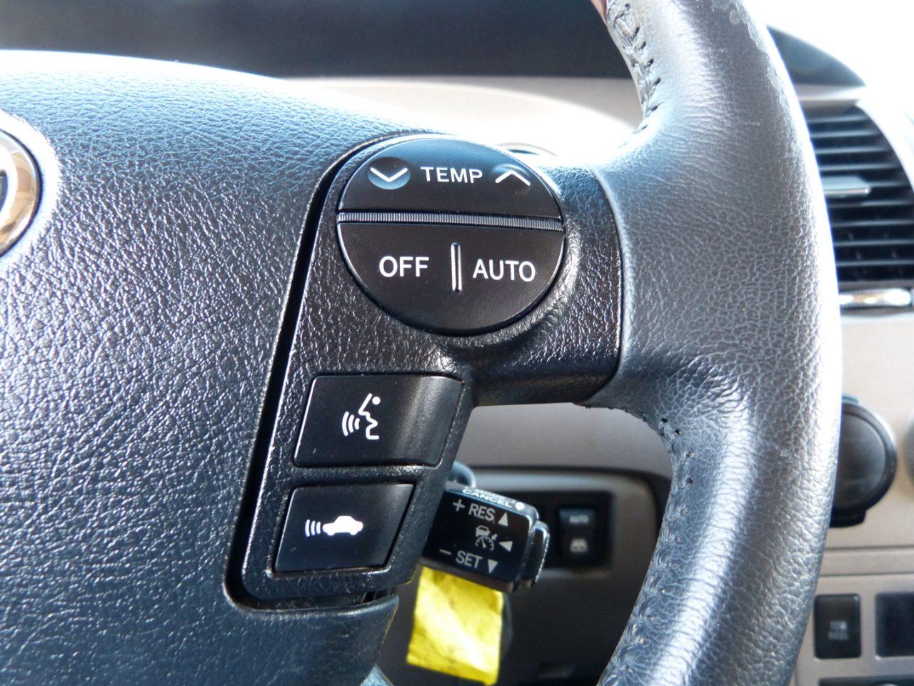 Toyota Sequoia Plantium 2WD 2012