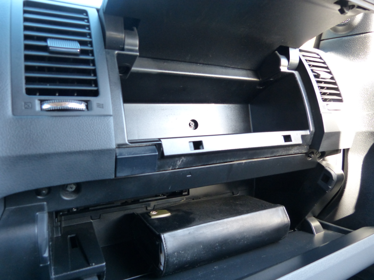 Toyota Sequoia Plantium 2WD 2012