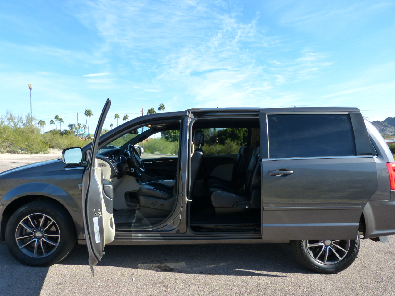 Dodge Grand Caravan SXT 2017