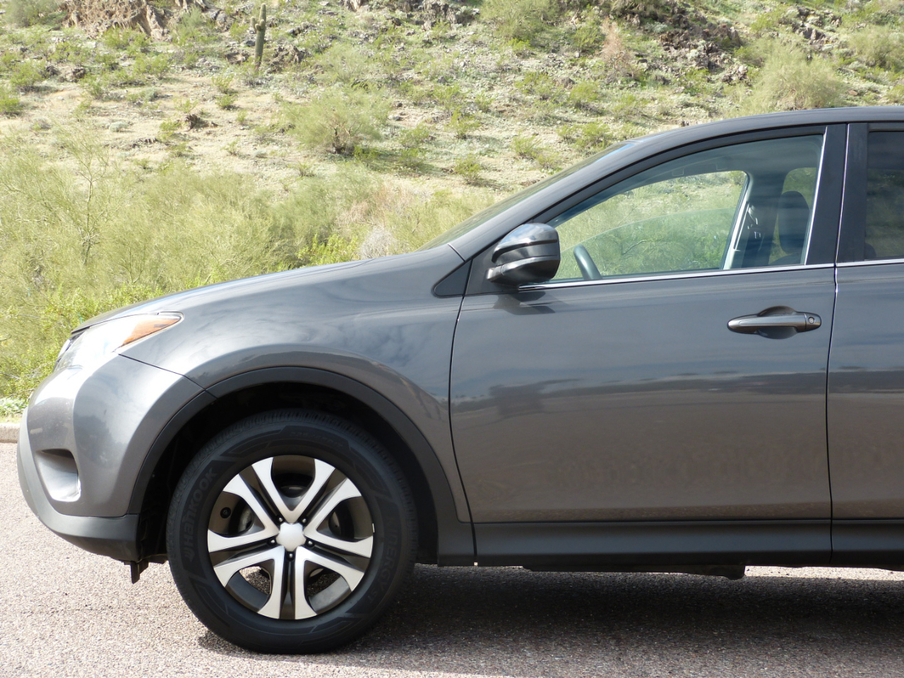 Toyota RAV4 LE AWD 2015