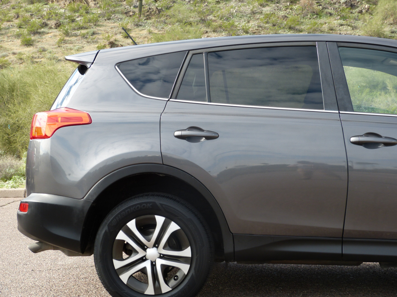 Toyota RAV4 LE AWD 2015