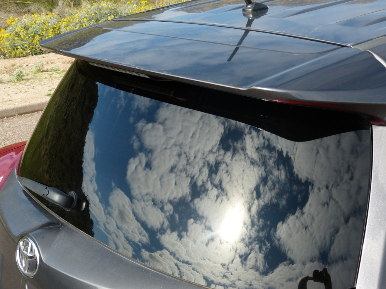 Toyota RAV4 LE AWD 2015