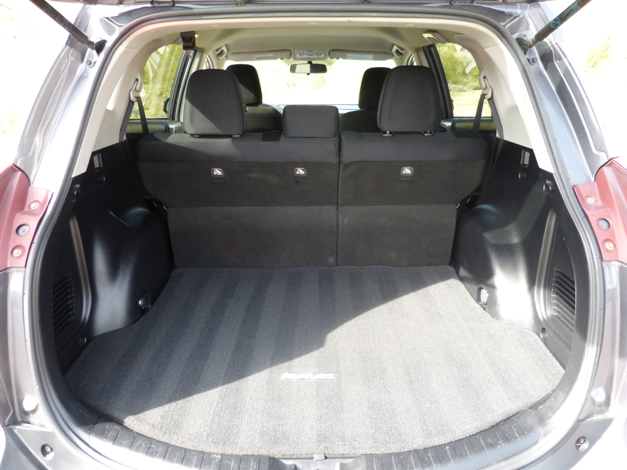 Toyota RAV4 LE AWD 2015