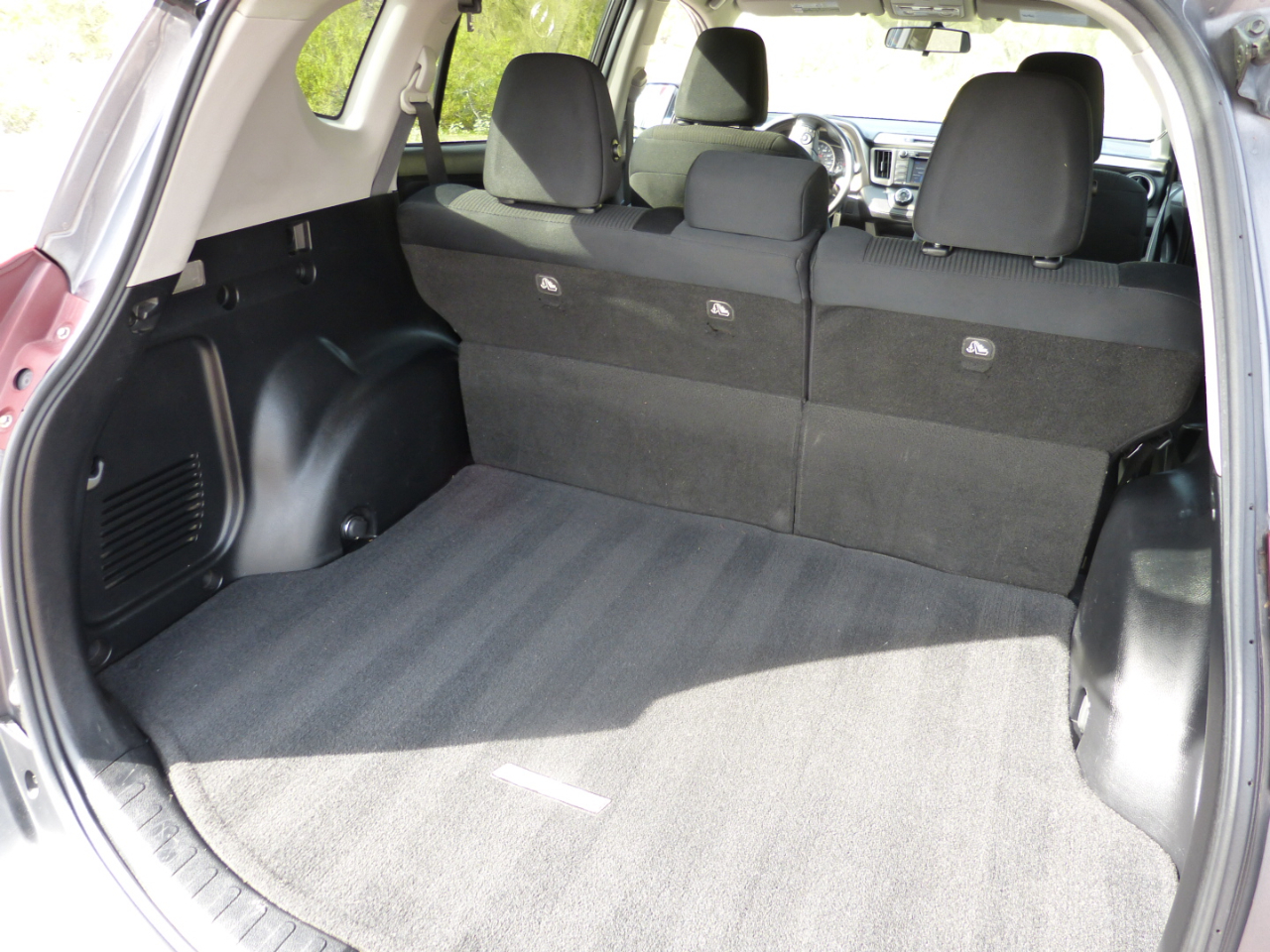 Toyota RAV4 LE AWD 2015