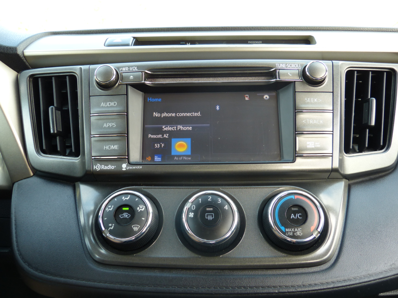 Toyota RAV4 LE AWD 2015