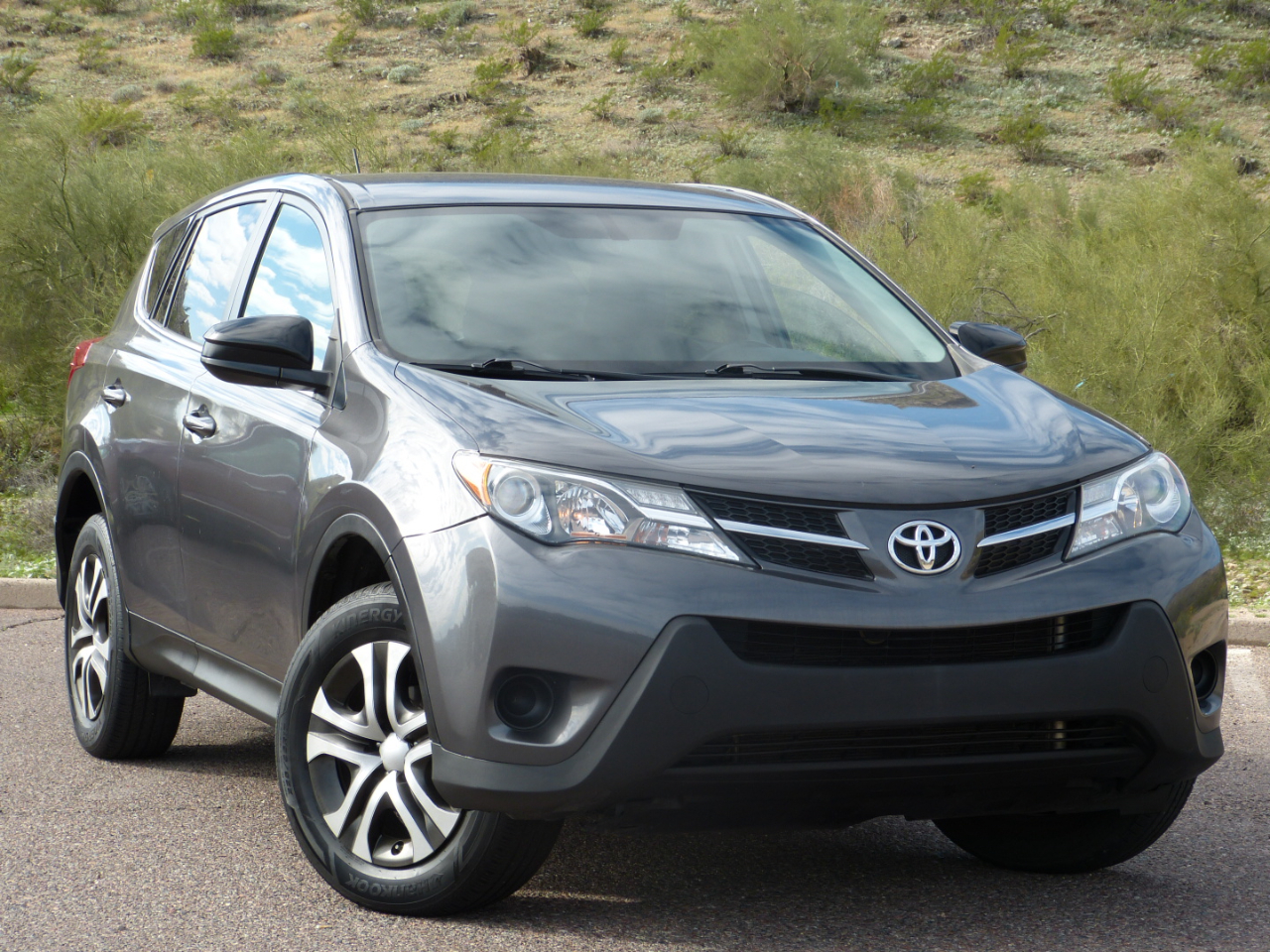 Toyota RAV4 LE AWD 2015