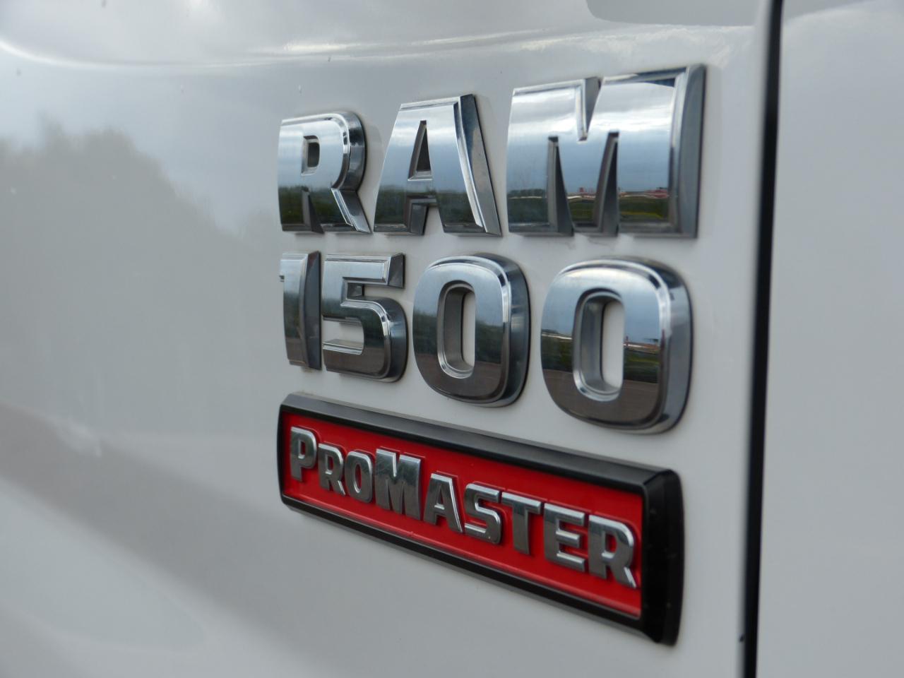 RAM Promaster 1500 Low Roof Tradesman 136-in. WB 2017