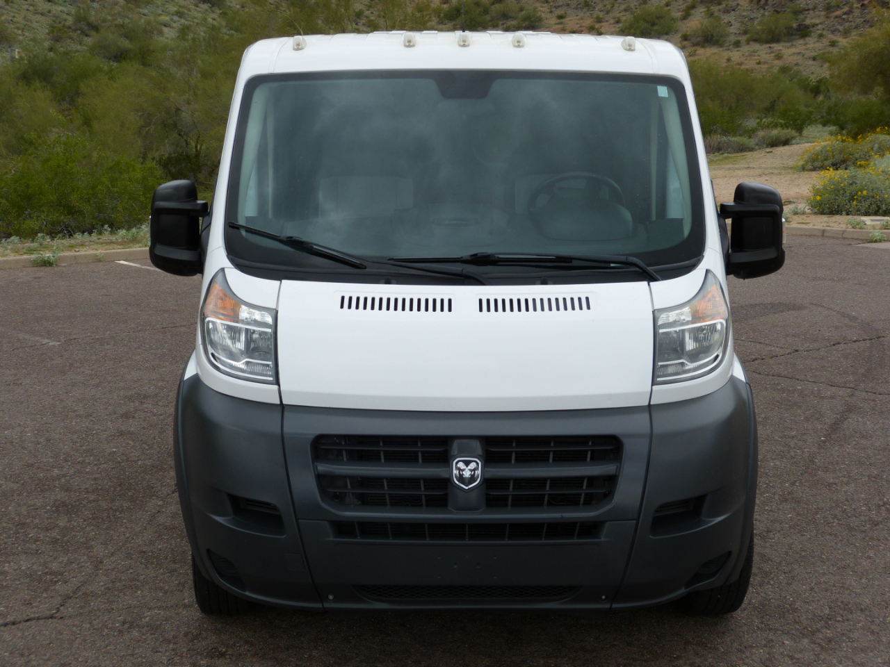 RAM Promaster 1500 Low Roof Tradesman 136-in. WB 2017