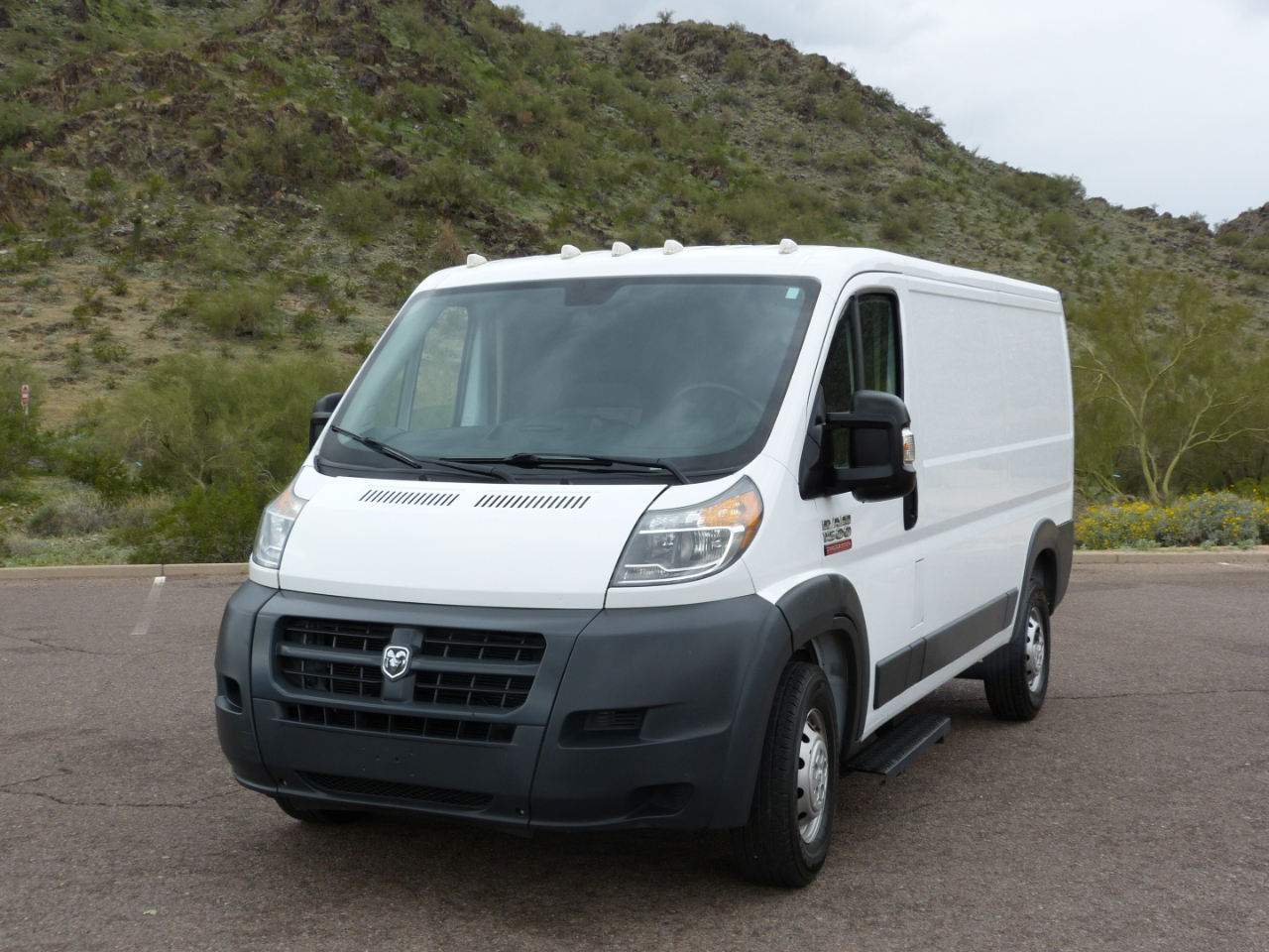 RAM Promaster 1500 Low Roof Tradesman 136-in. WB 2017