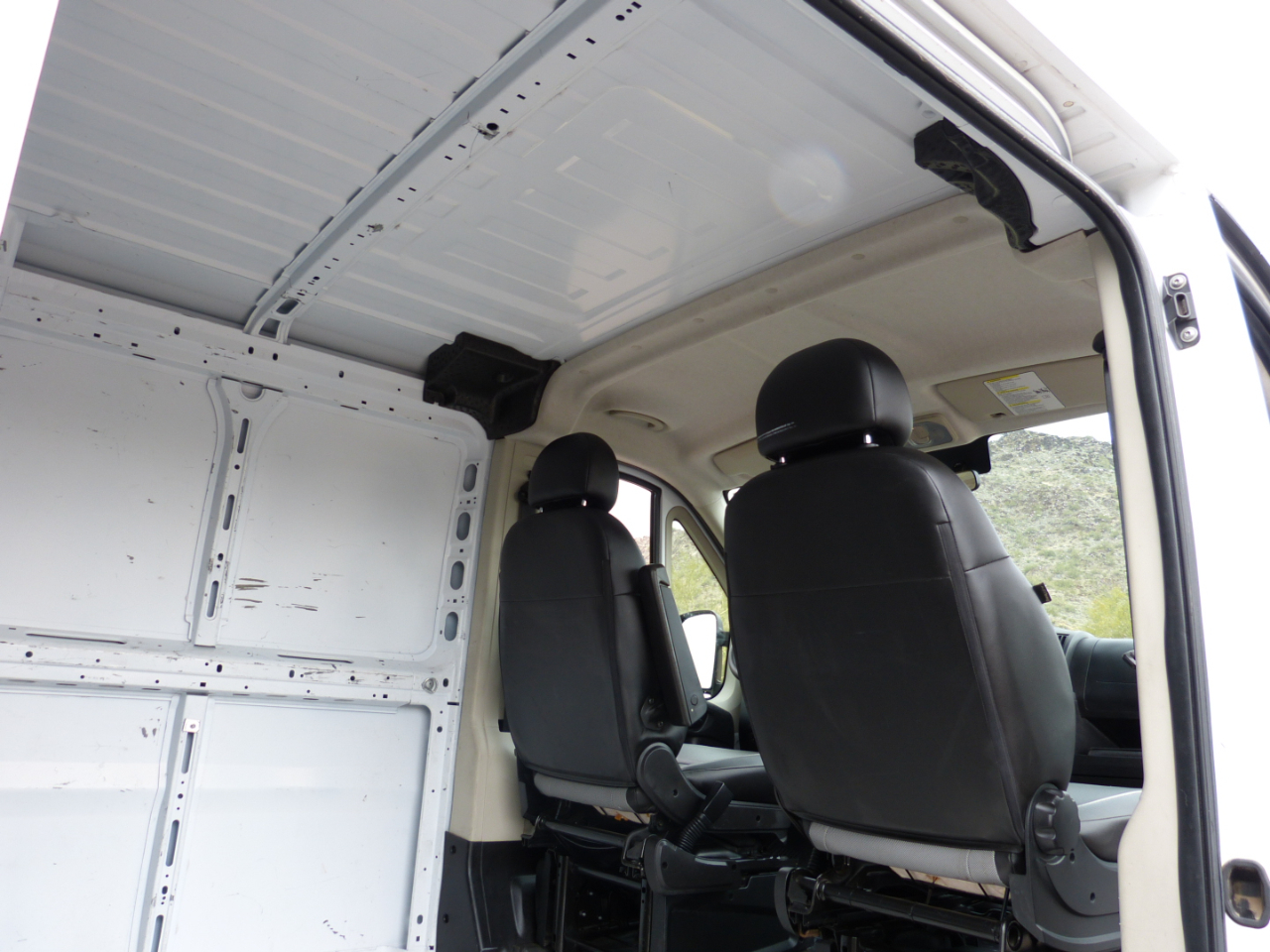 RAM Promaster 1500 Low Roof Tradesman 136-in. WB 2017