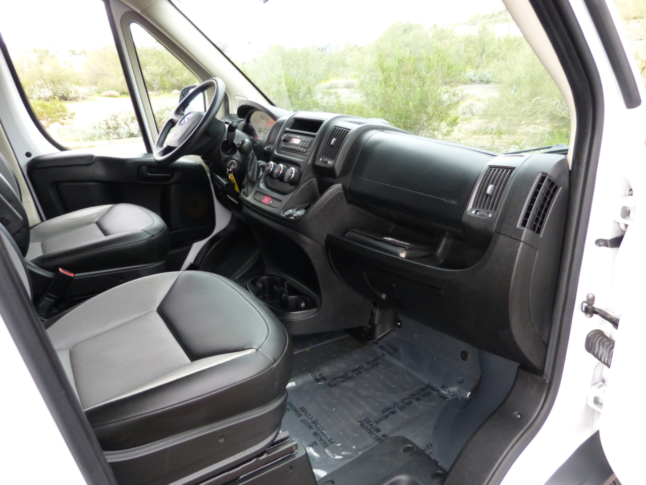 RAM Promaster 1500 Low Roof Tradesman 136-in. WB 2017