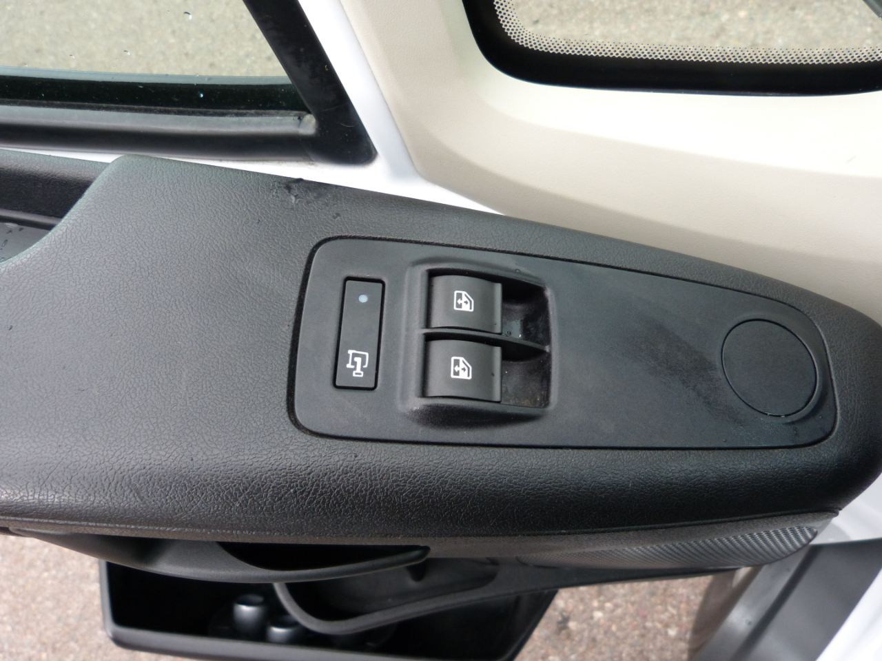 RAM Promaster 1500 Low Roof Tradesman 136-in. WB 2017